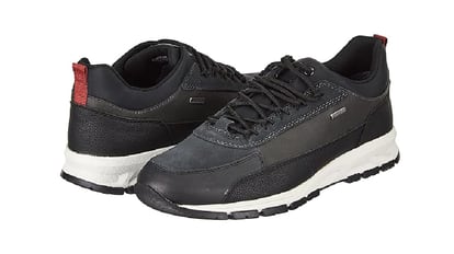 Estos zapatos para hombre están en oferta durante el Black Friday y son livianos y resistentes a los impactos.  GEOX.